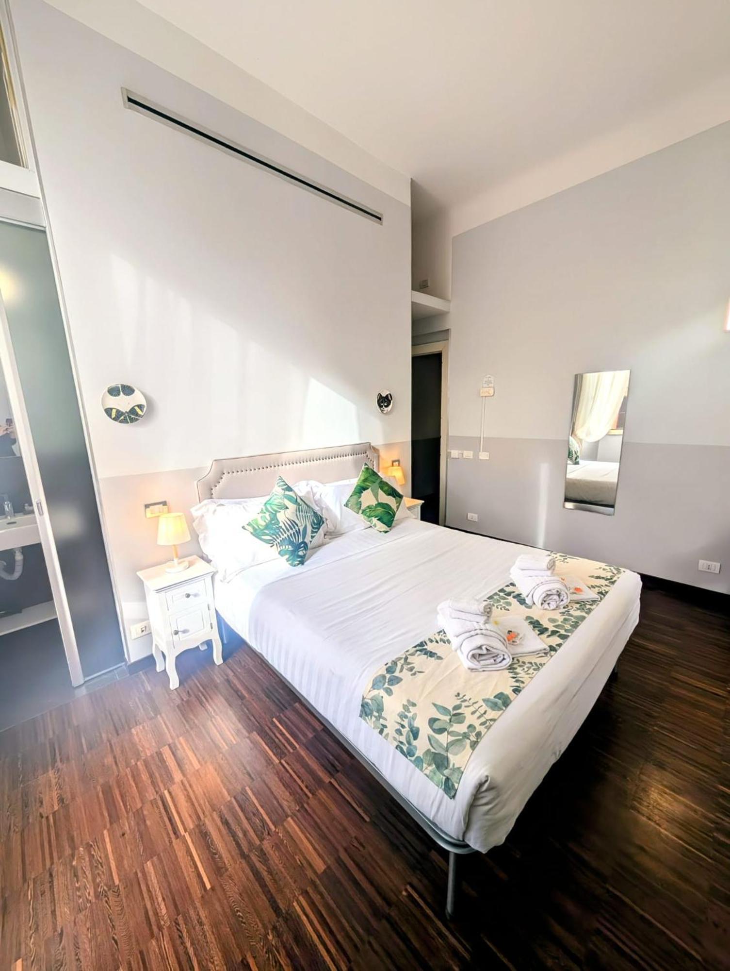 Dm69 - Termini Monti Crossroads Hotel Rome Buitenkant foto